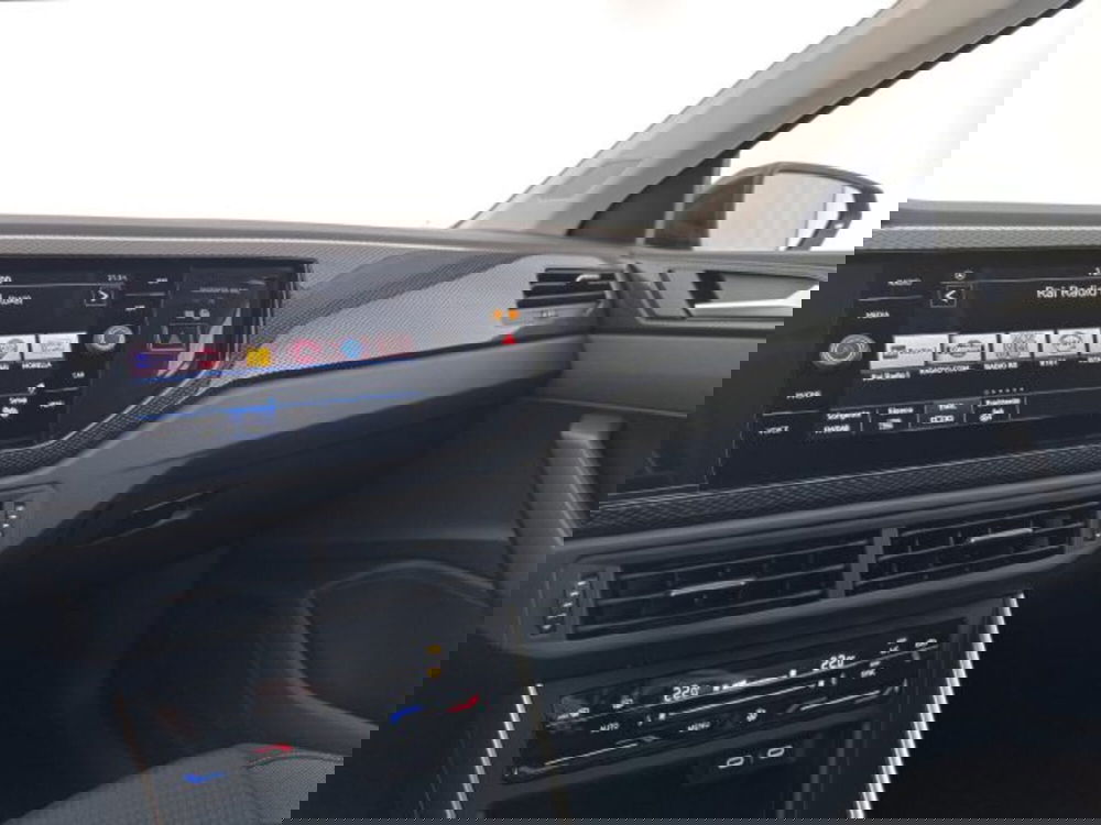 Volkswagen Polo nuova a Vicenza (19)