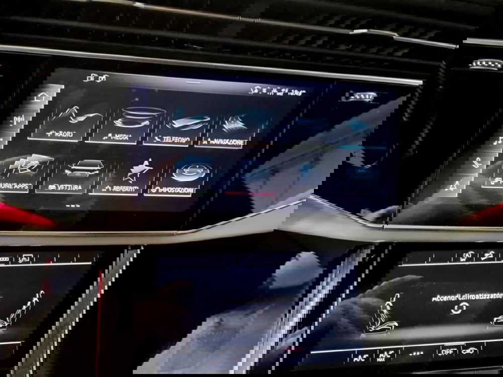 Audi Q8 usata a Padova (15)