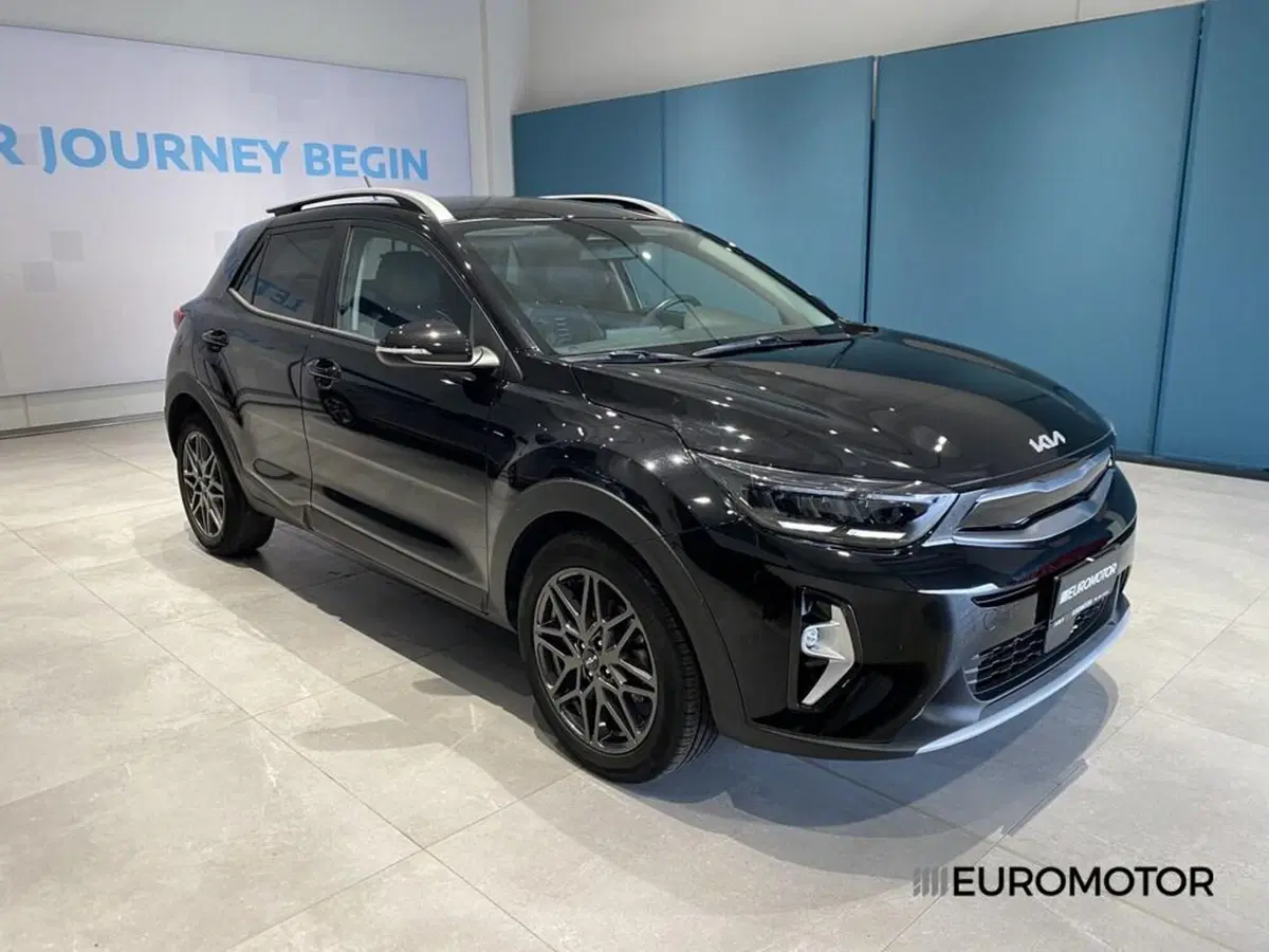 Kia Stonic usata a Bari (3)