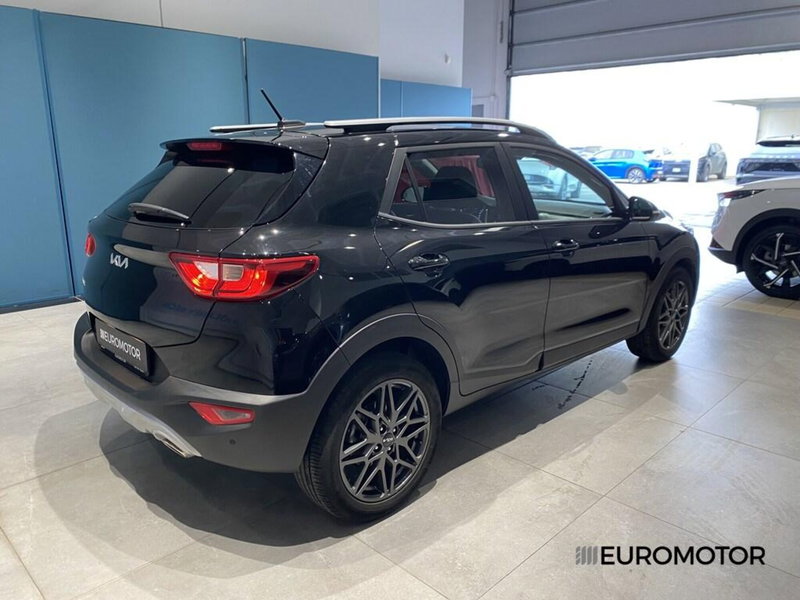 Kia Stonic usata a Bari (6)