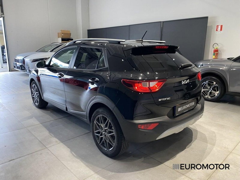 Kia Stonic usata a Bari (8)