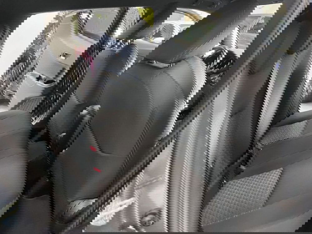 Toyota Toyota C-HR usata a Prato (9)