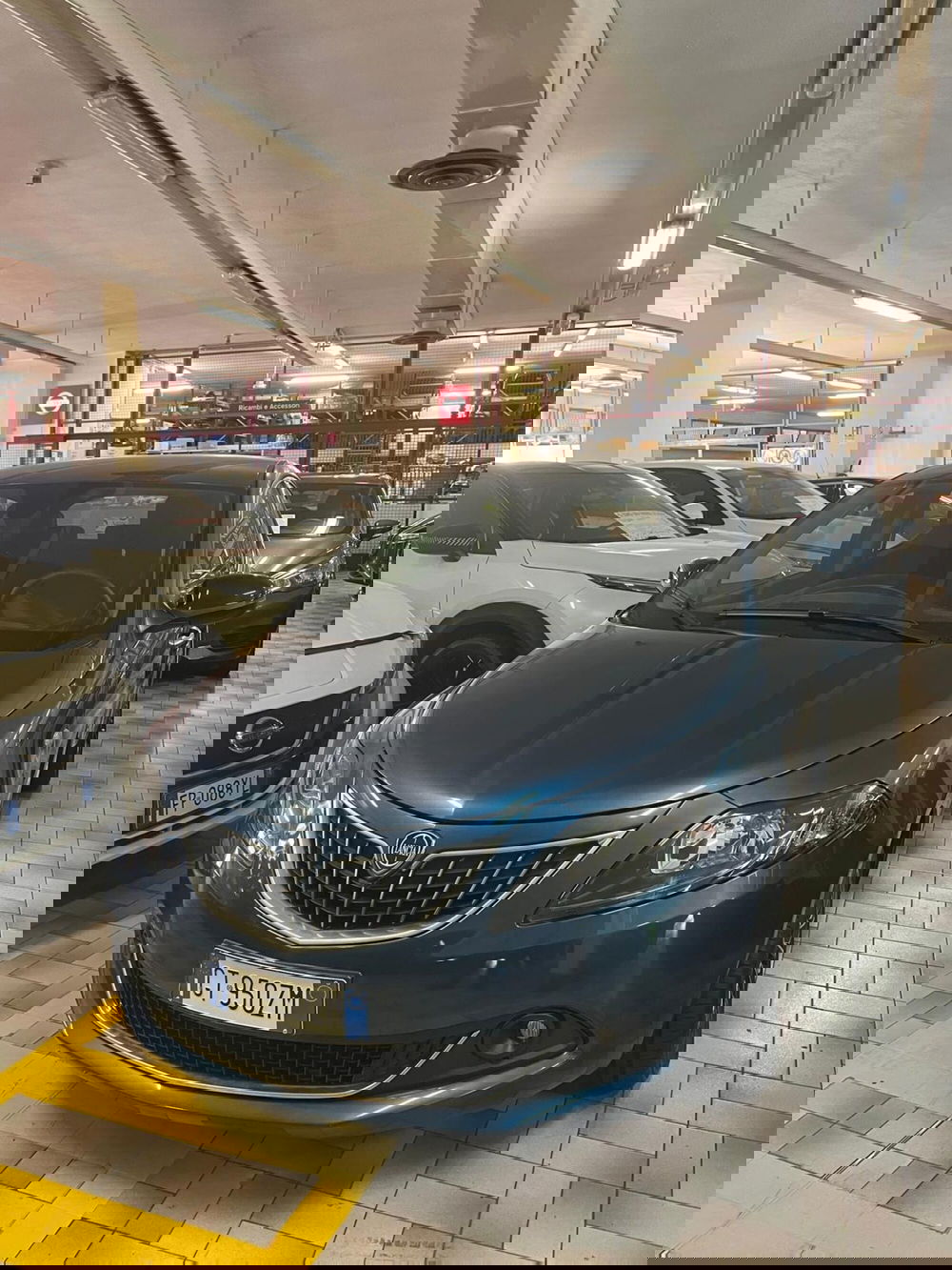 Lancia Ypsilon usata a Cagliari (3)