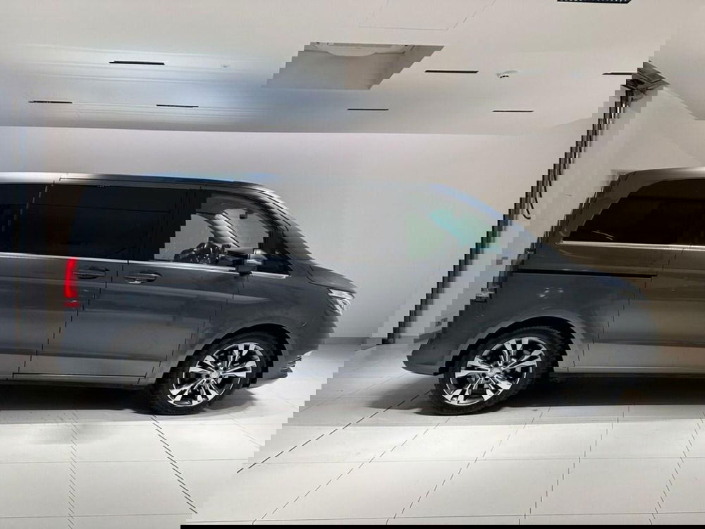 Mercedes-Benz Classe V usata a Varese (7)