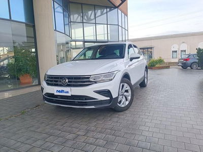 Volkswagen Tiguan 2.0 TDI 150 CV SCR DSG 4MOTION Elegance del 2021 usata a Castelfranco di Sotto