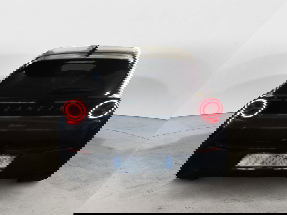 Lancia Ypsilon usata a Brindisi (4)