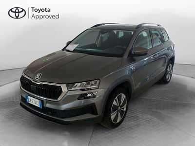 Skoda Karoq 1.0 TSI 110 CV Executive del 2022 usata a Surbo