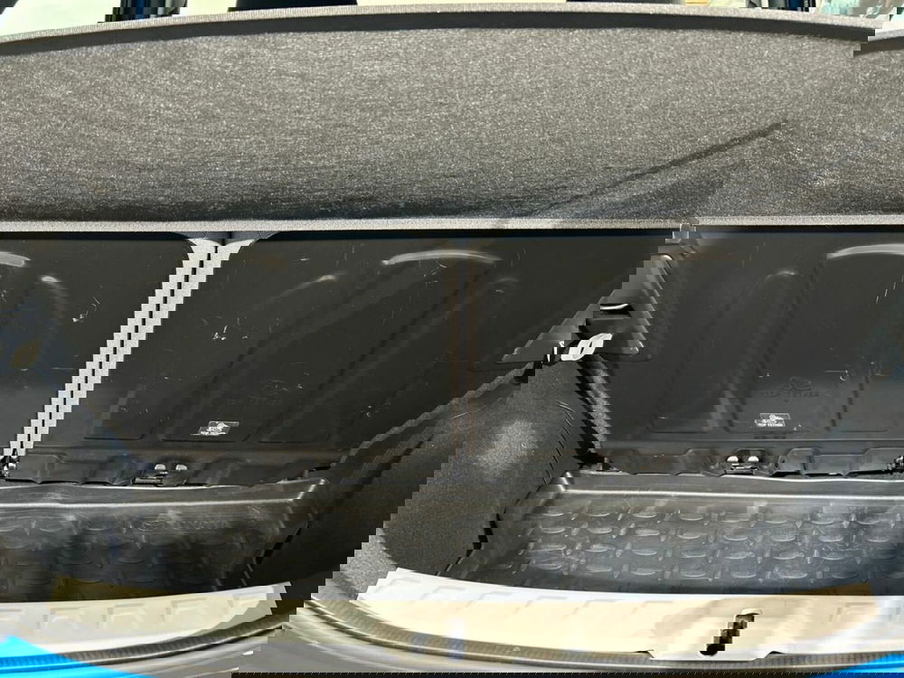 Toyota Aygo usata a Lecco (12)