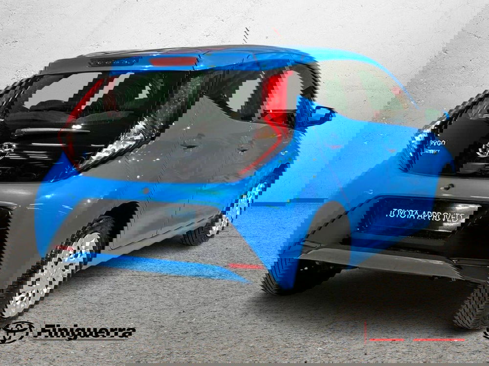 Toyota Aygo usata a Lecco (4)