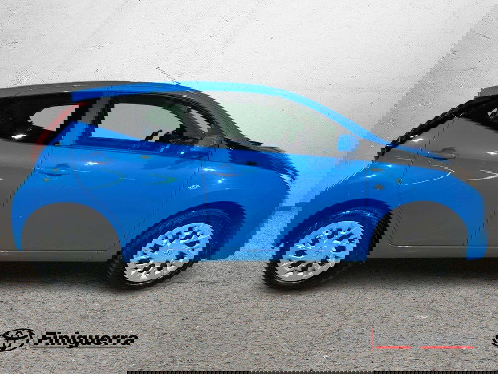Toyota Aygo usata a Lecco (5)