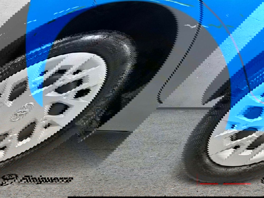 Toyota Aygo usata a Lecco (7)