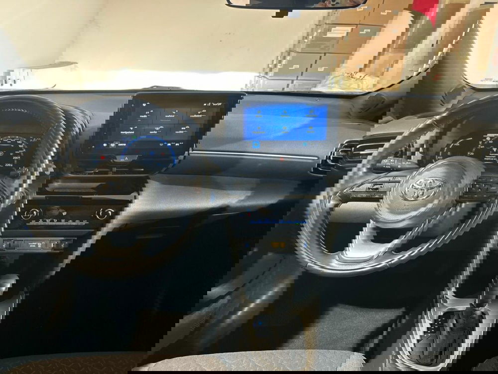 Toyota Yaris Cross usata a Lecco (10)