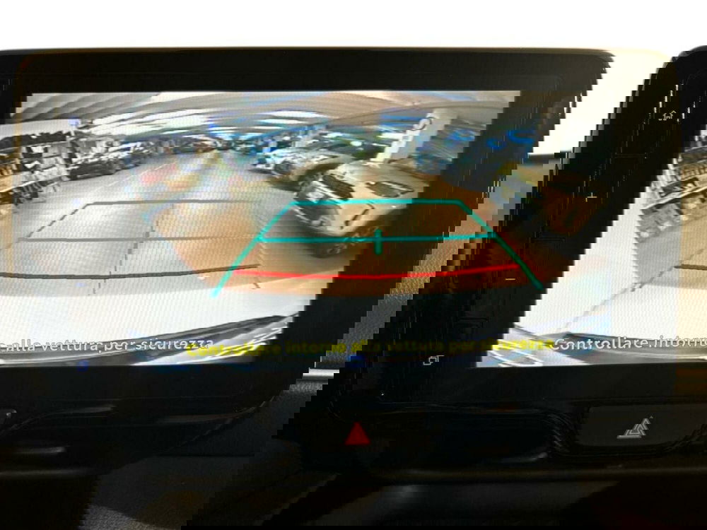 Toyota Yaris Cross usata a Lecco (14)