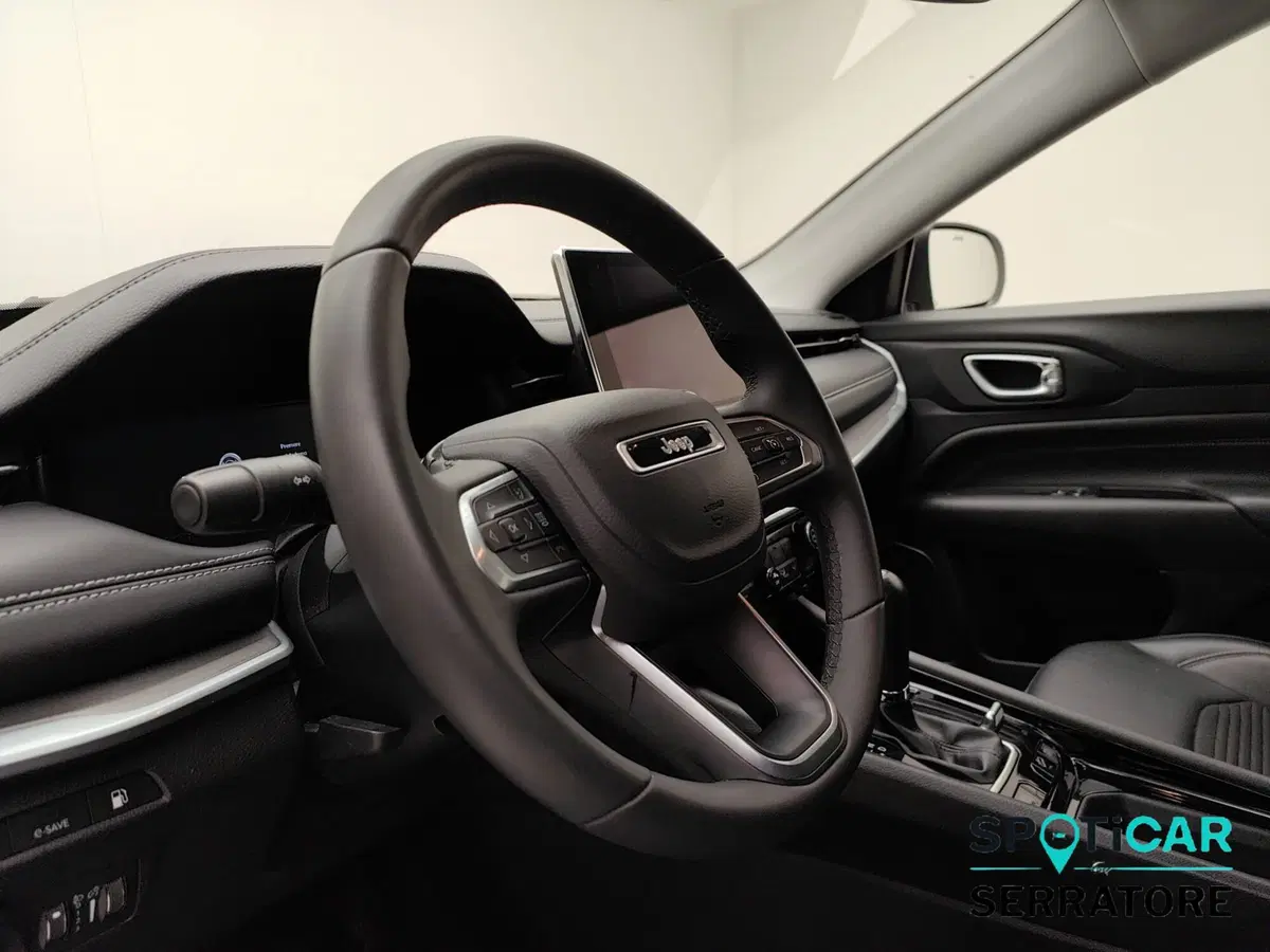 Jeep Compass usata a Como (9)