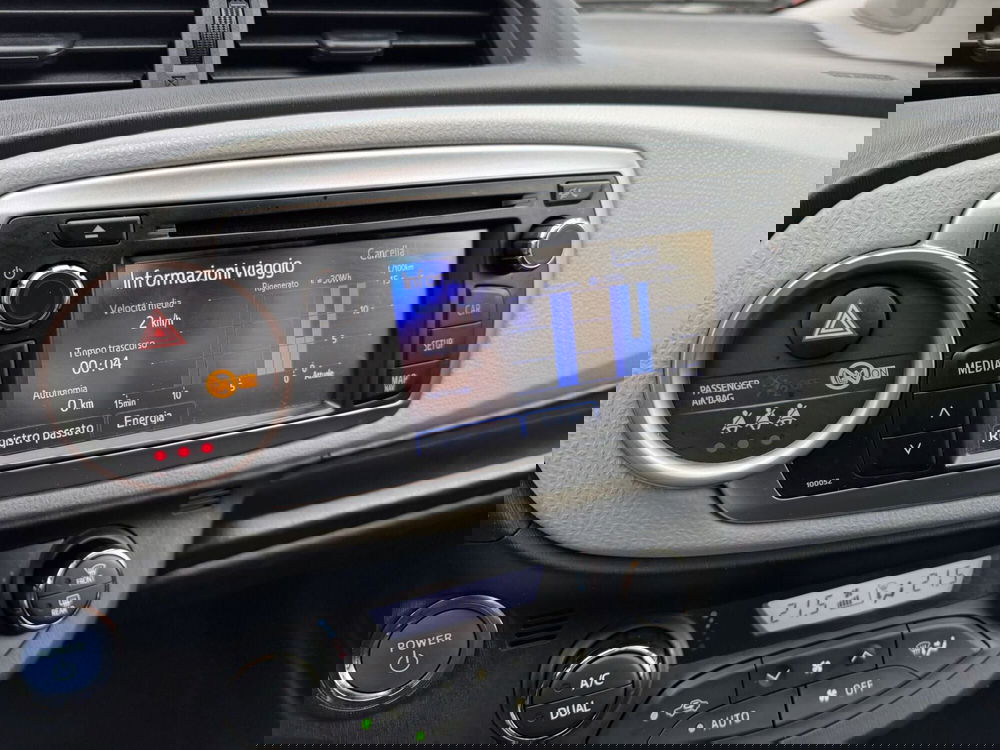 Toyota Yaris usata a Como (13)