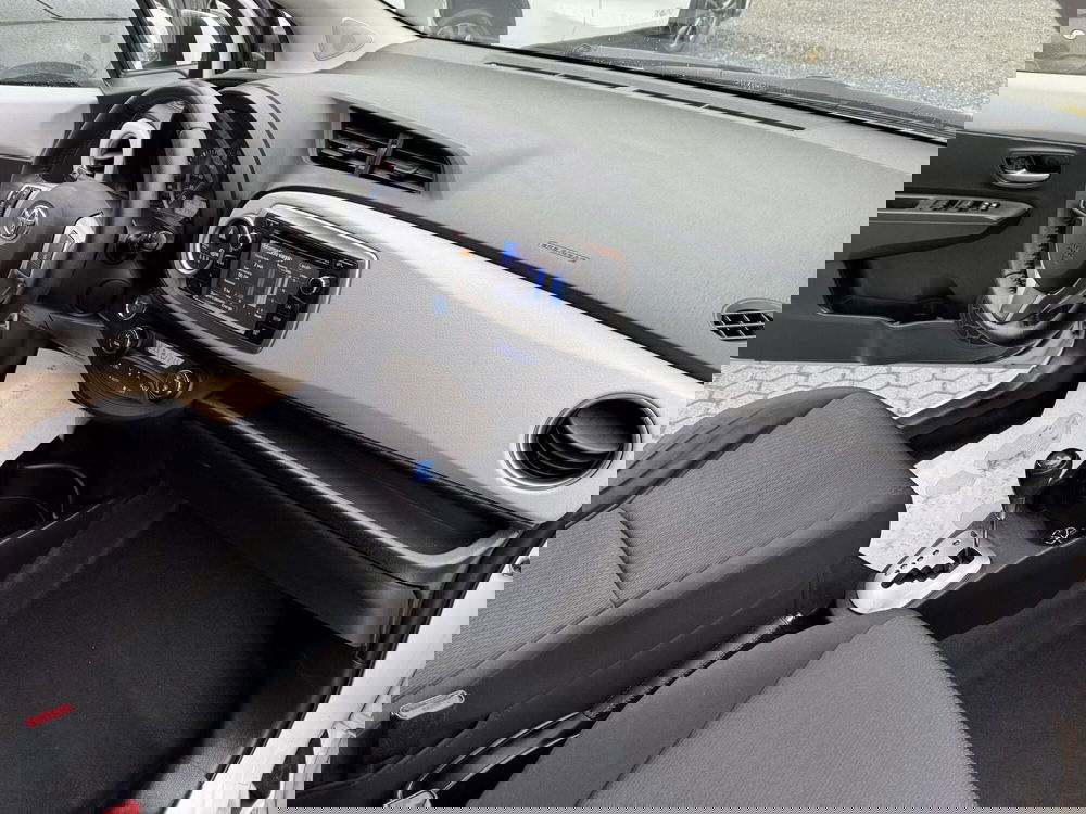 Toyota Yaris usata a Como (6)