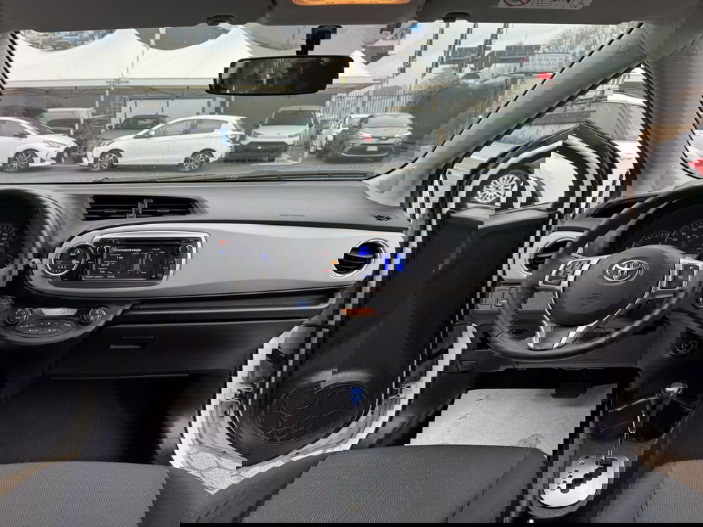 Toyota Yaris usata a Como (7)