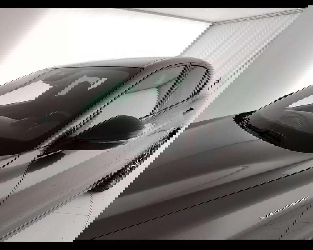 Alfa Romeo Stelvio usata a Caserta (16)