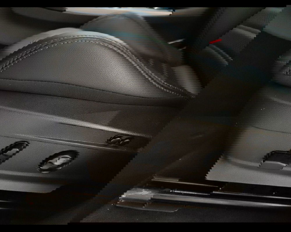 Alfa Romeo Stelvio usata a Caserta (19)