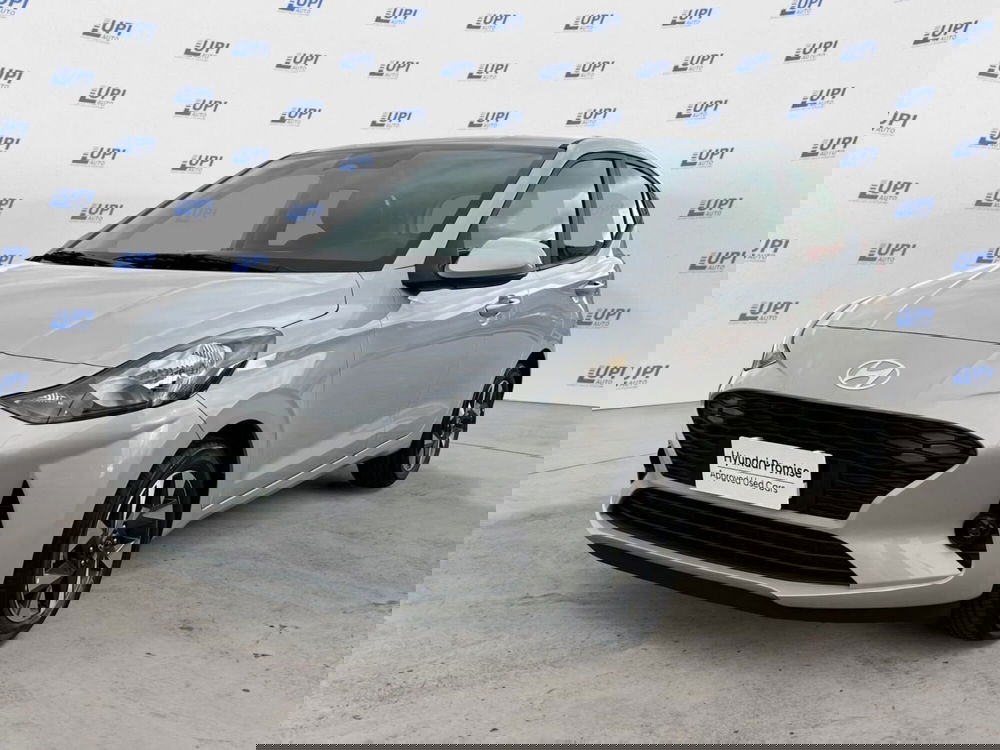 Hyundai i10 nuova a Prato