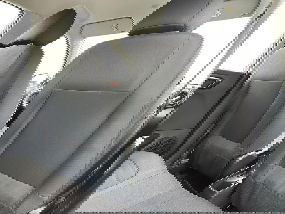 Hyundai i10 nuova a Prato (12)