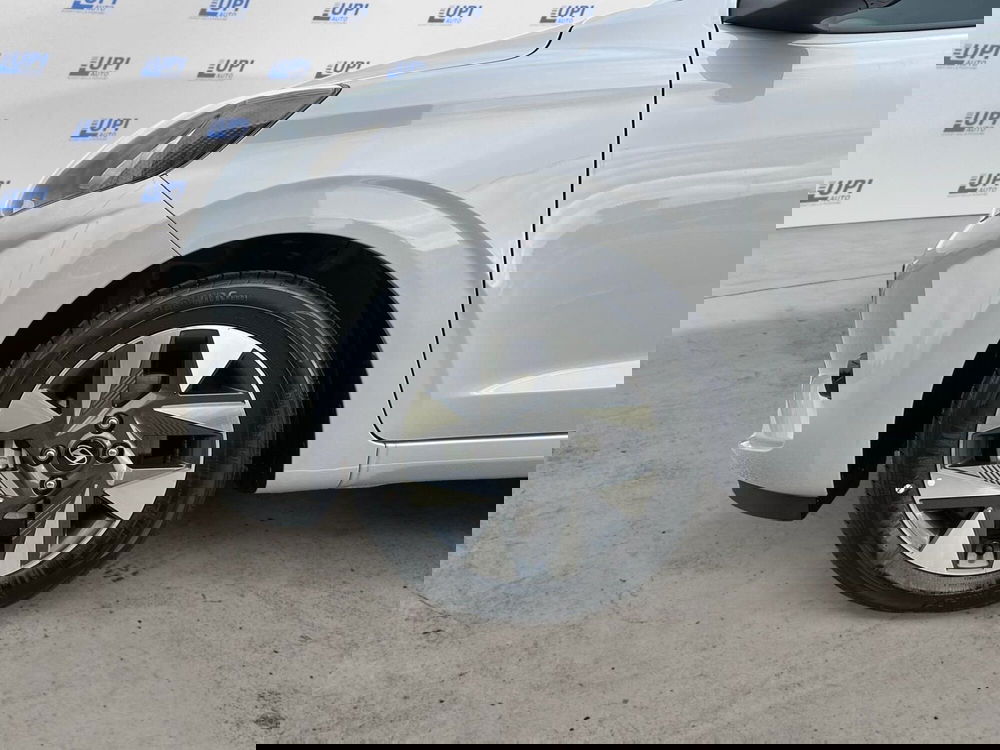 Hyundai i10 nuova a Prato (15)