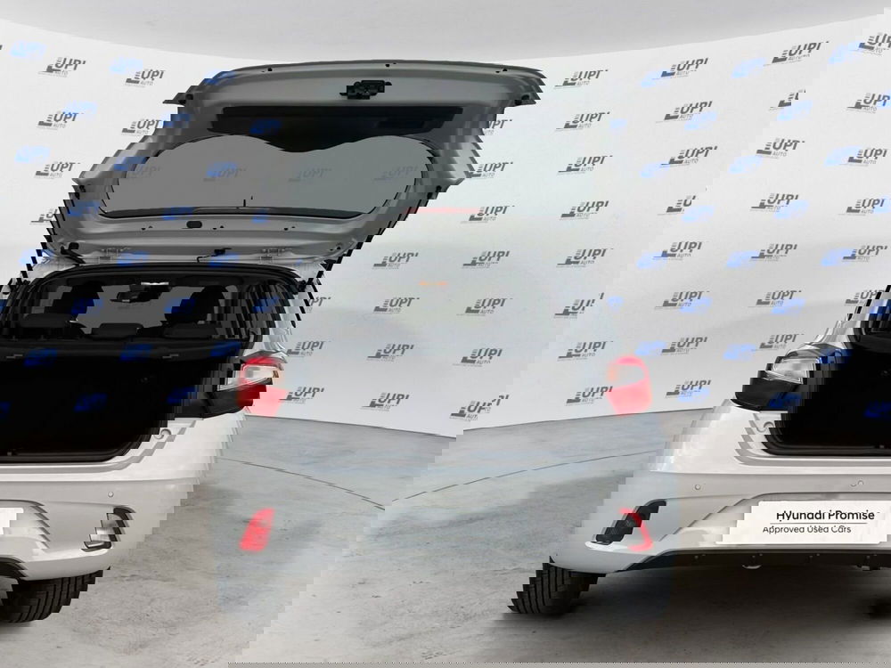 Hyundai i10 nuova a Prato (16)