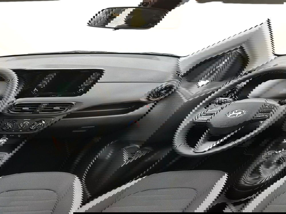 Hyundai i10 nuova a Prato (9)