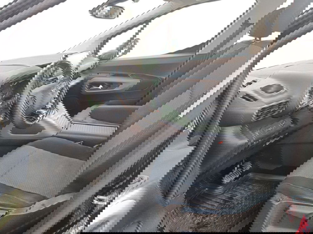 Toyota Proace City Verso usata a Prato (9)