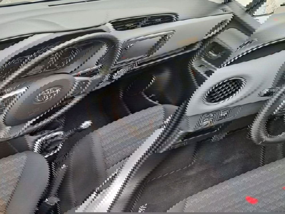 Toyota Yaris usata a Cagliari (12)