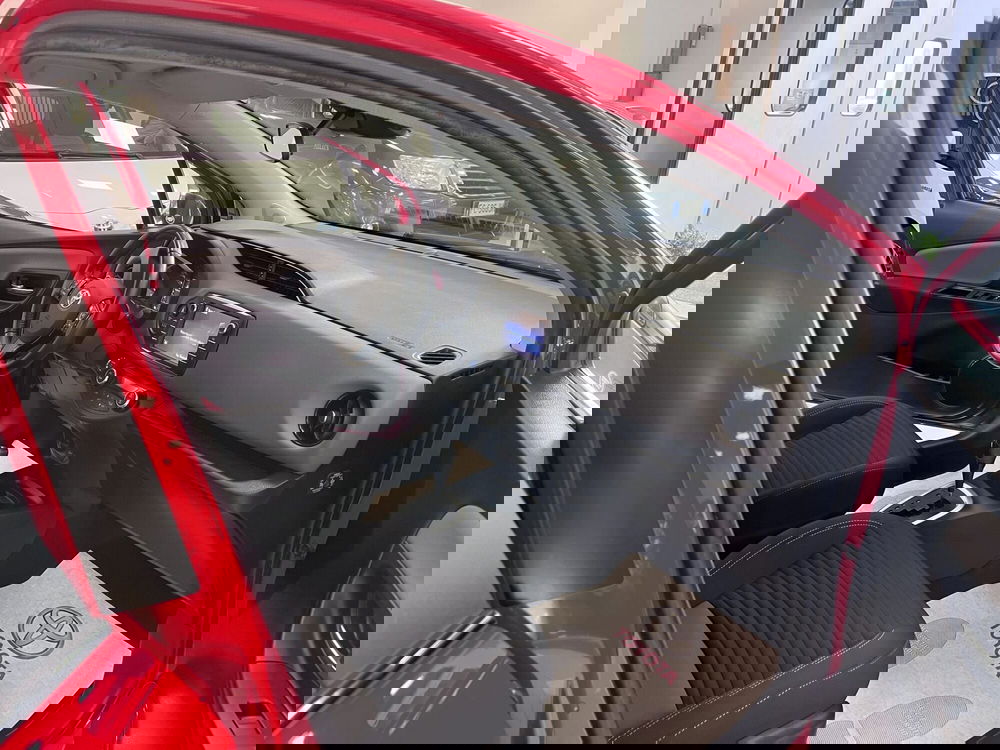 Toyota Yaris usata a Prato (8)