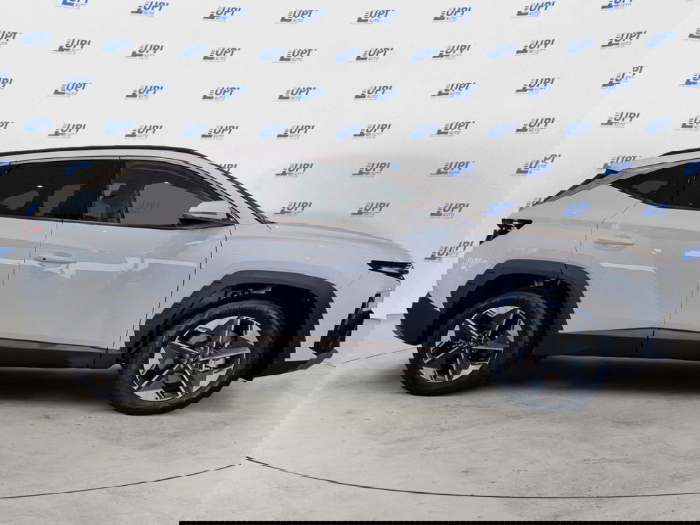 Hyundai Tucson nuova a Pistoia (4)