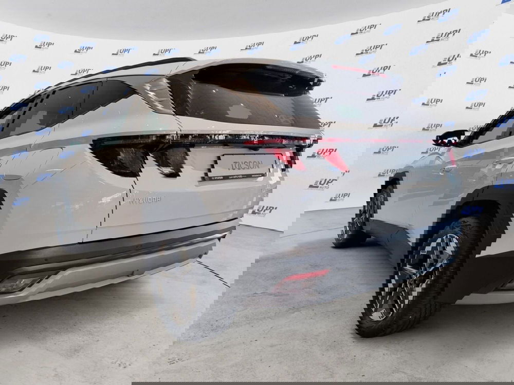 Hyundai Tucson nuova a Pistoia (6)