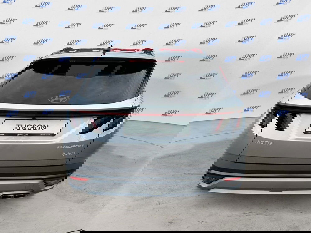 Hyundai Tucson nuova a Pistoia (5)