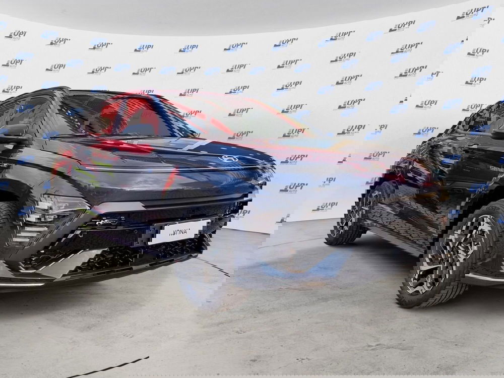 Hyundai Kona nuova a Pistoia (3)