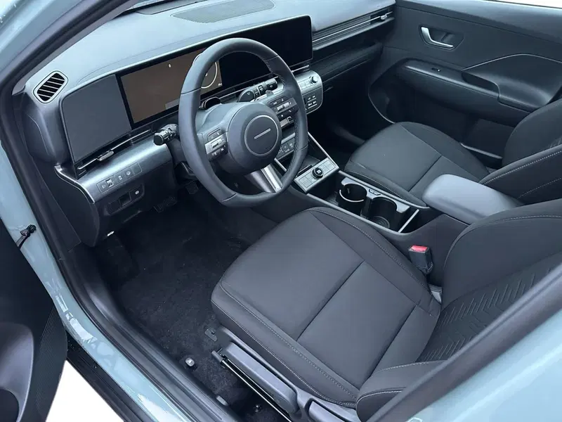 Hyundai Kona nuova a Pistoia (10)