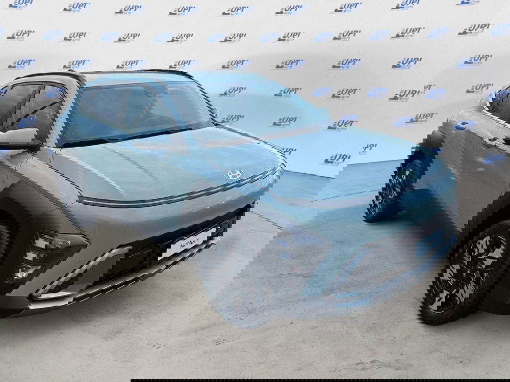 Hyundai Kona nuova a Pistoia (2)