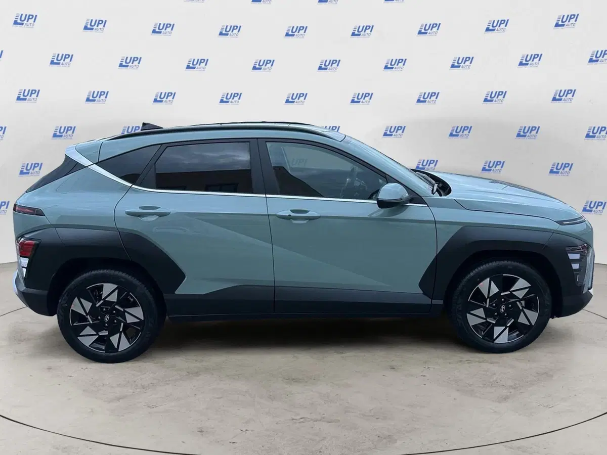 Hyundai Kona nuova a Pistoia (3)