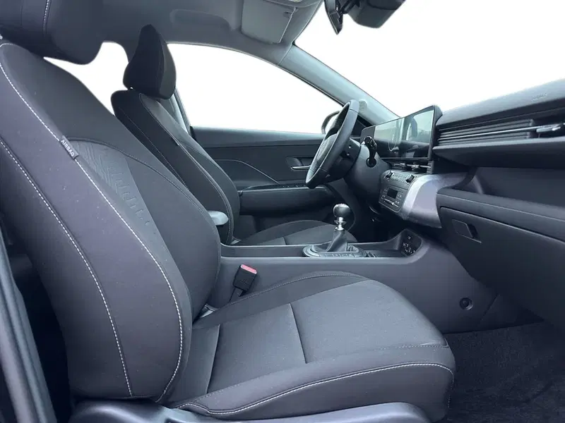 Hyundai Kona nuova a Pistoia (11)