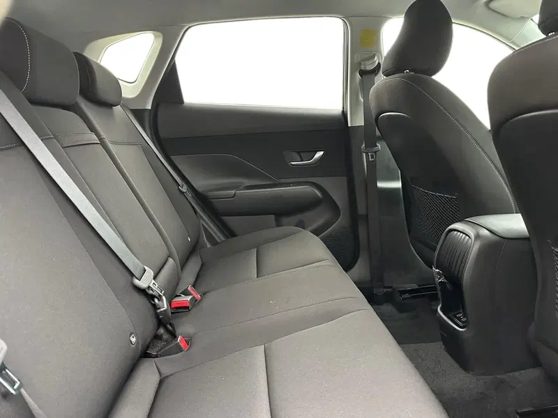 Hyundai Kona nuova a Pistoia (14)