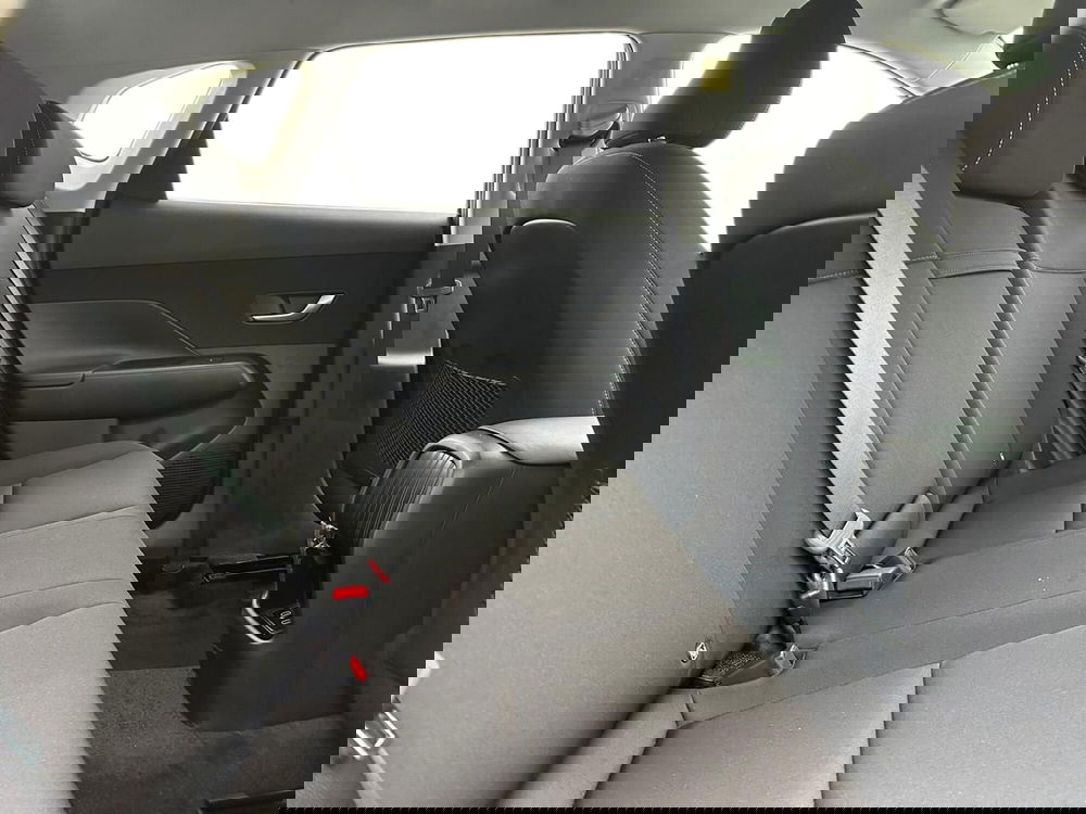 Hyundai Kona nuova a Pistoia (14)