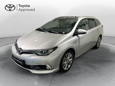 Toyota Auris Station Wagon 1.8 Hybrid Lounge del 2019 usata a Milano