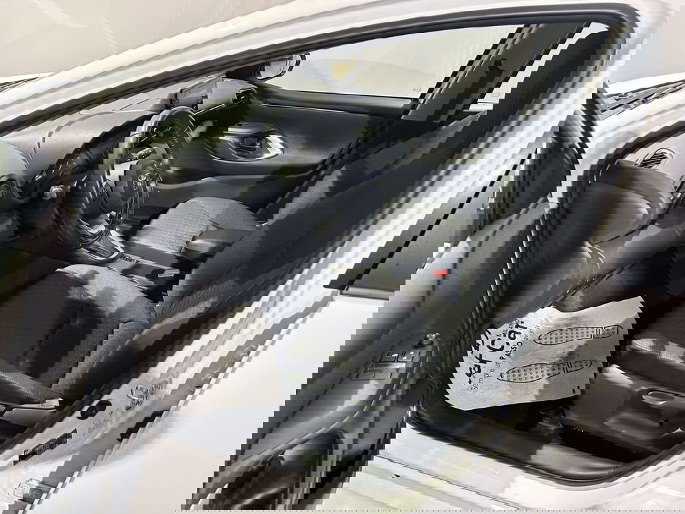 Toyota Yaris usata a Milano (12)