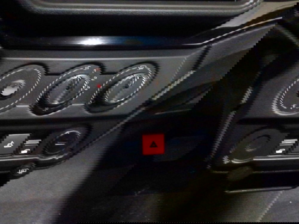 Aixam City 400 usata a Milano (12)