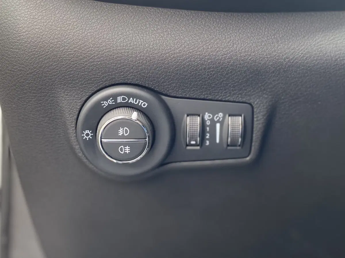 Jeep Compass usata a La Spezia (15)