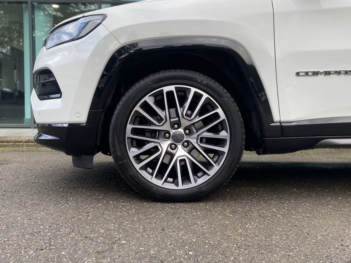 Jeep Compass usata a La Spezia (9)