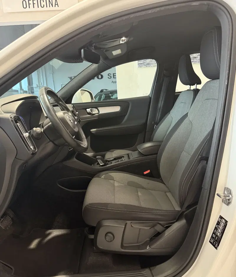 Volvo XC40 usata a Parma (4)