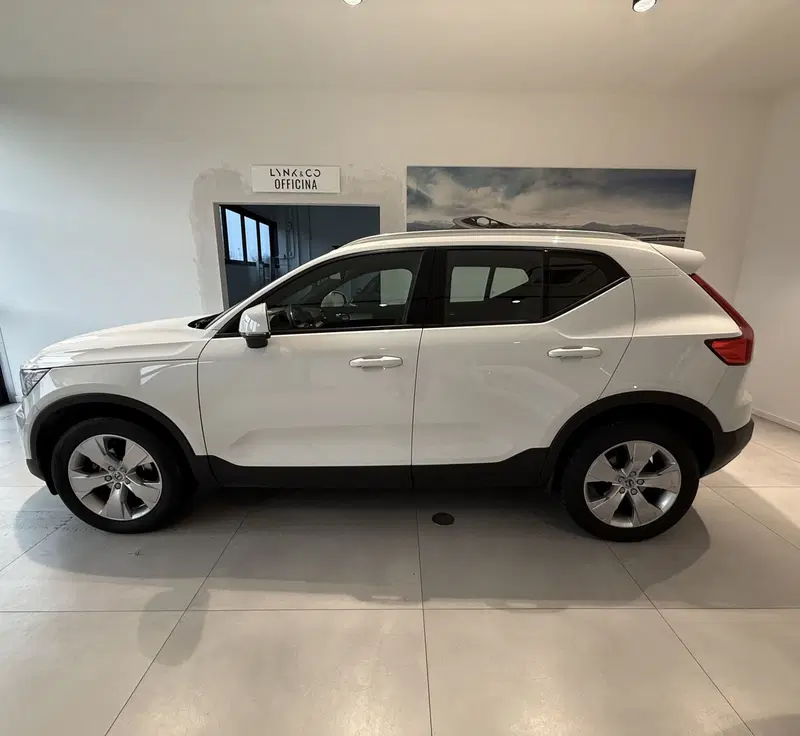 Volvo XC40 usata a Parma (6)