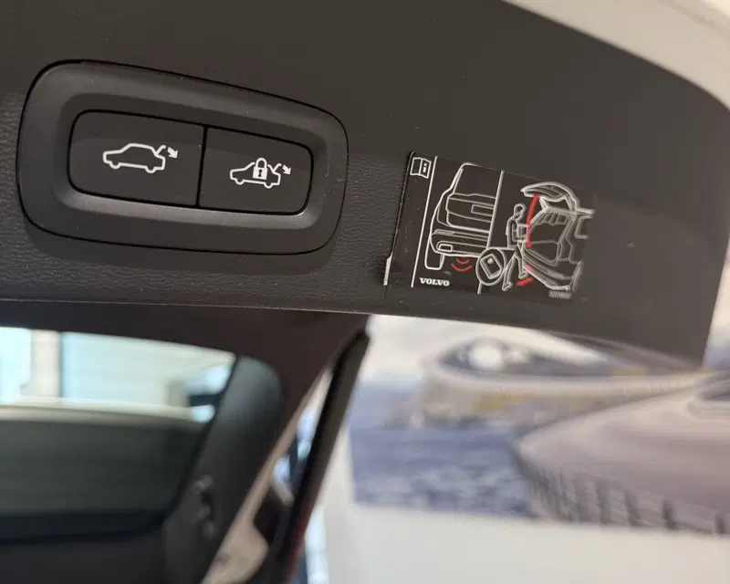 Volvo XC40 usata a Parma (9)