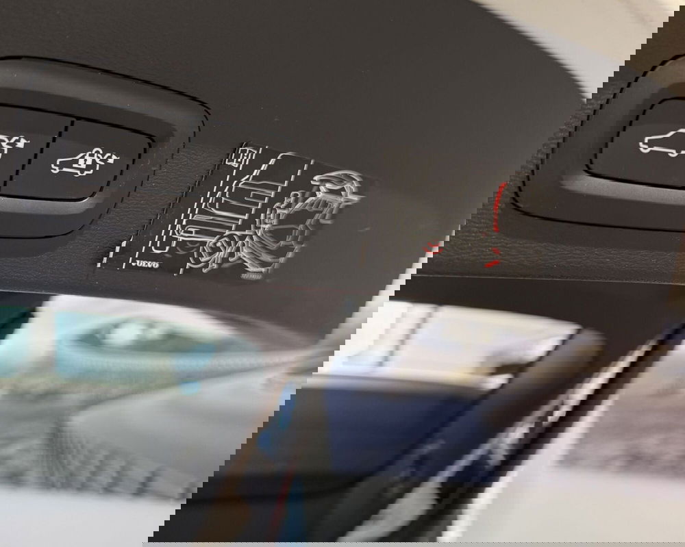 Volvo XC40 usata a Parma (9)